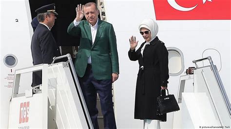 emine erdogan hermes cantasi|Turkish first lady’s Hermès handbag in spotlight again .